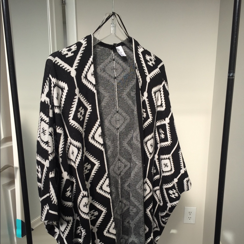 Aztec print sweater